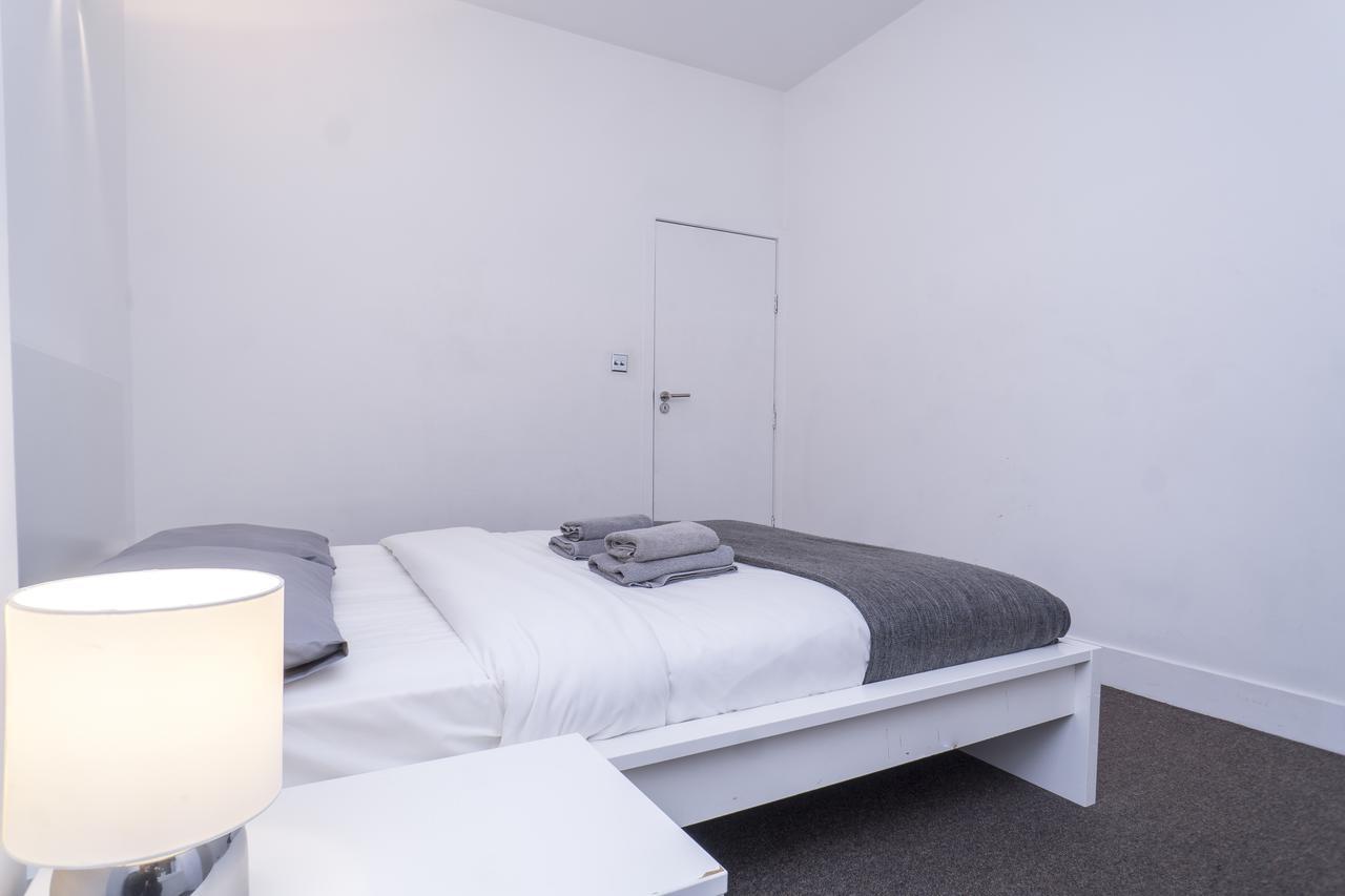 York Way Spacious Apartment London